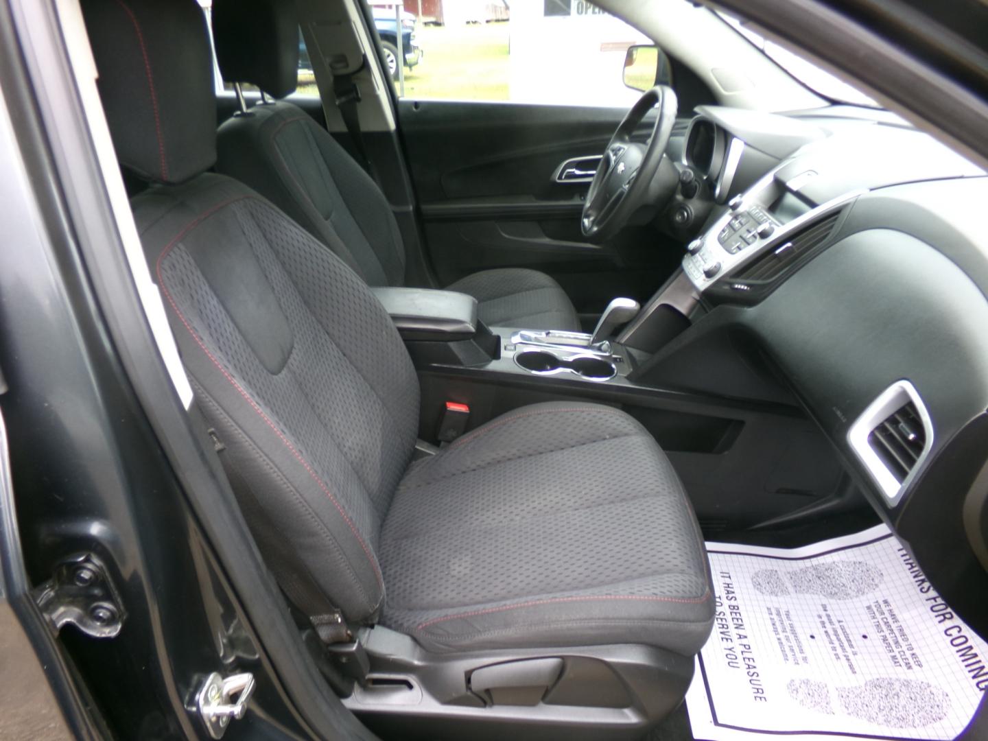 2012 Gray /Black Chevrolet Equinox (2GNALBEK9C1) , located at 401 First NE, Bearden, AR, 71720, (870) 687-3414, 33.726528, -92.611519 - Photo#15